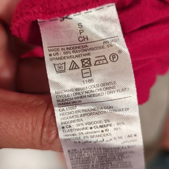 Small fuchsia super soft Old Navy dress - Picture 5 of 5